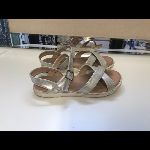 Girls metallic sandals - Picture 4 of 8